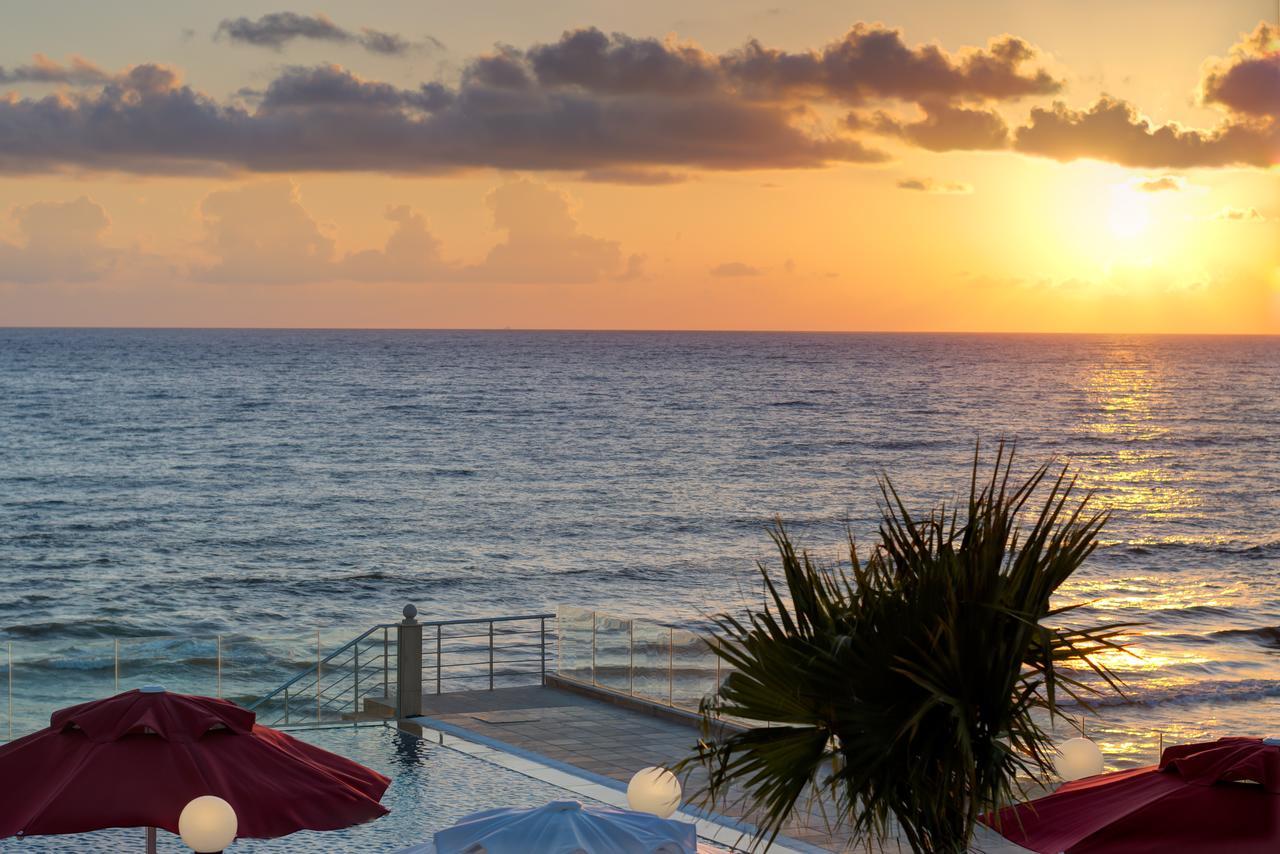 Lancaster Eden Bay Hotel Beirut Luaran gambar